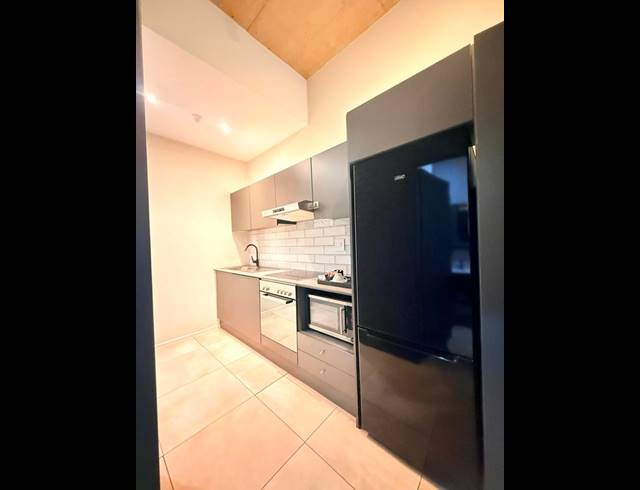 1 BEDROOM APARTMENT FOR SALE IN SANDOWN